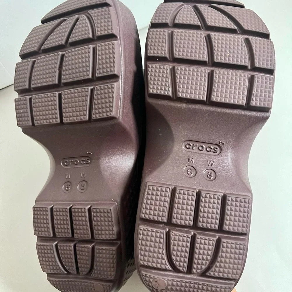 CROCS Platform Slide Mules with Gold & Pearl Charms - Picture 4 of 6